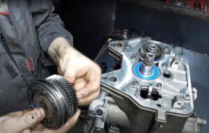 remont-korobki-renault---ekspertnist-i-turbota-pro-vashe-avto